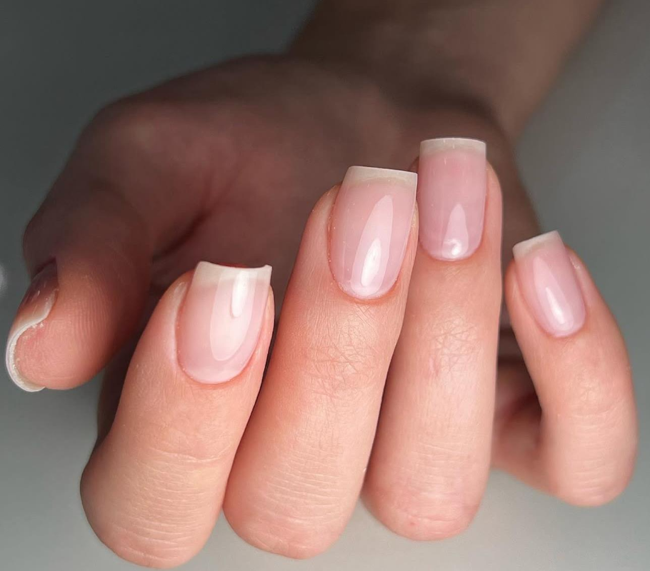 Image of a hand with manicure